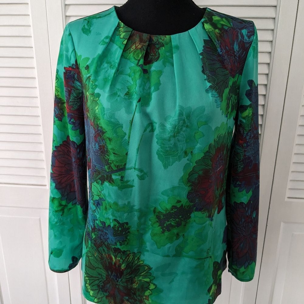 J.Crew Top Womens sz XS Silky Emerald Green Watercolor Floral Blouse Holiday
